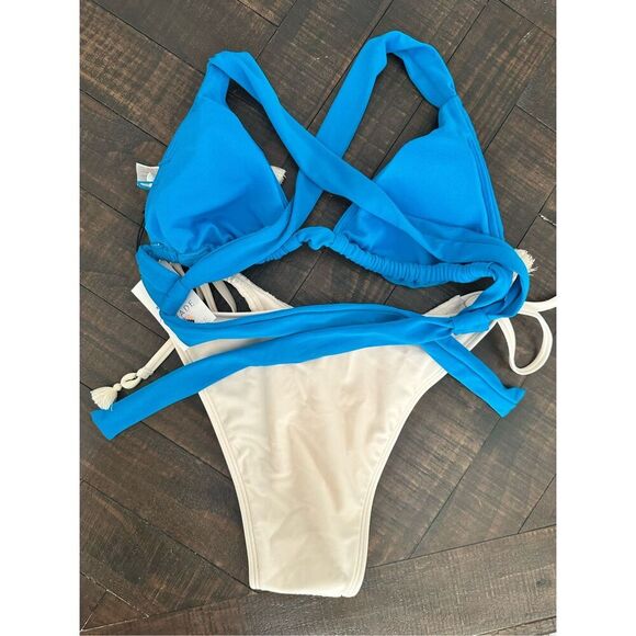 Blue Triangle Halter and White Crochet Bottom Target Bikini Size Small New - Picture 5 of 5